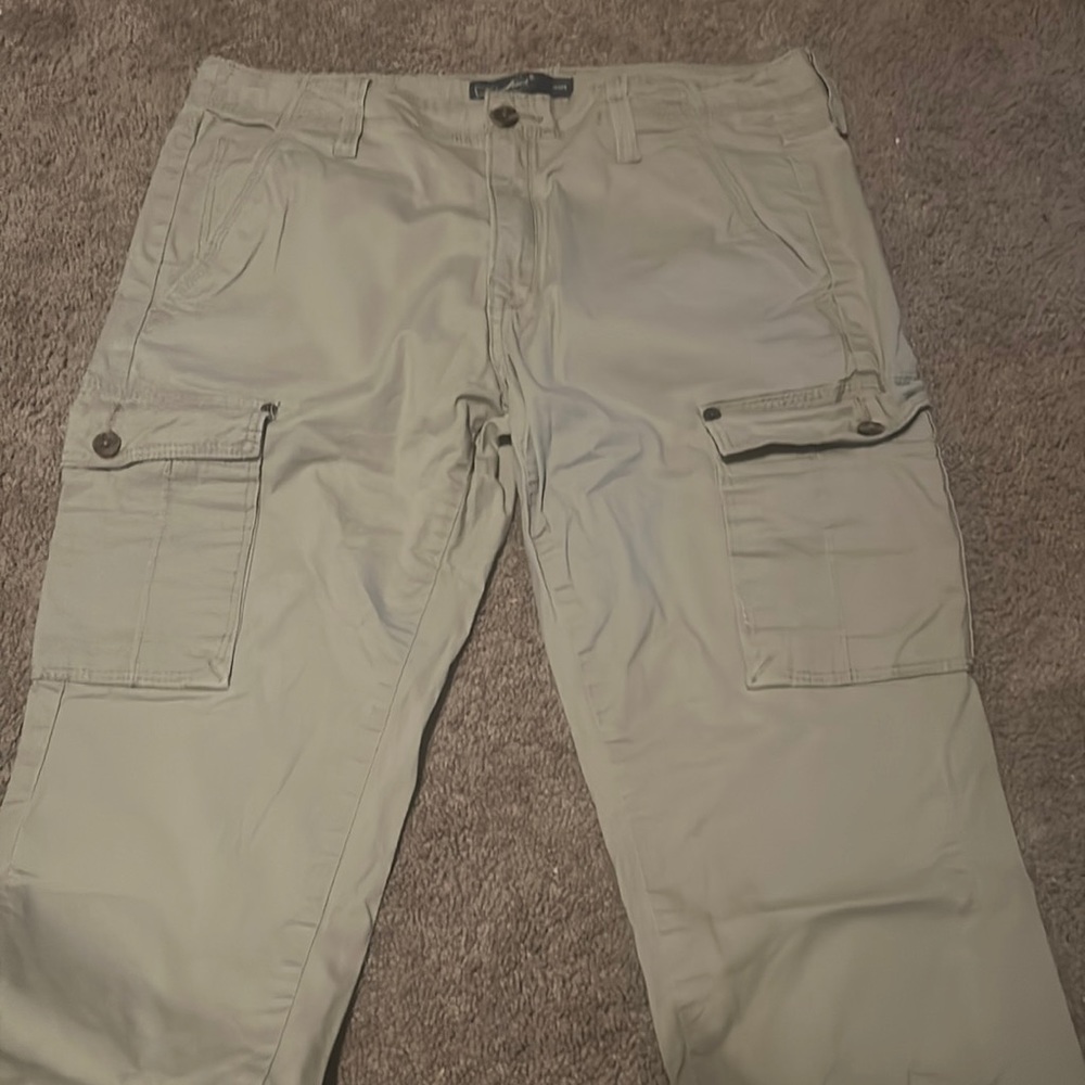Women’s khaki pants.